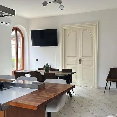 Addaura Paradise House *